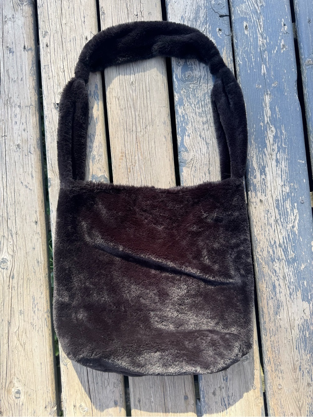 Ardene Plush Faux Fur Shoulder Bag in Black